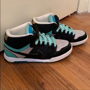 Nike 6.0 Women’s 7